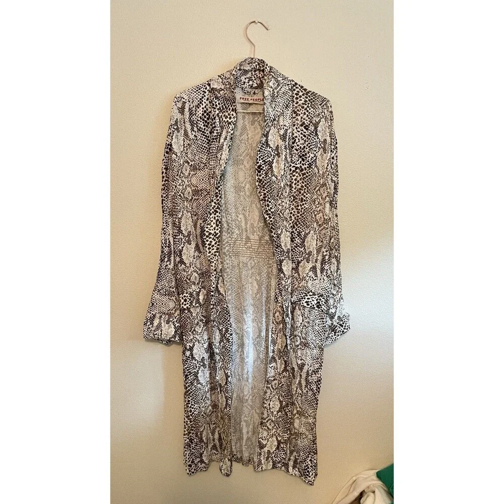 Free People Wild Nights Duster Womens Size XS animal Print Long Sleeve
